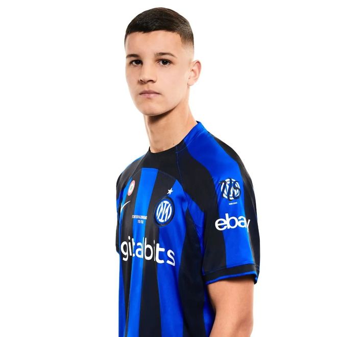 [中超]第29轮：上海海港3-0浙江俱乐部 集锦